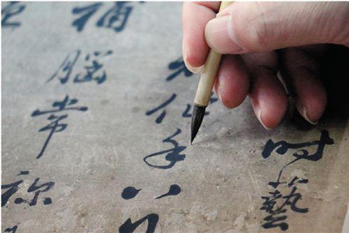 實(shí)驗(yàn)型小型等離子表面處理設(shè)備用于紙質(zhì)文獻(xiàn)修復(fù)-普樂斯